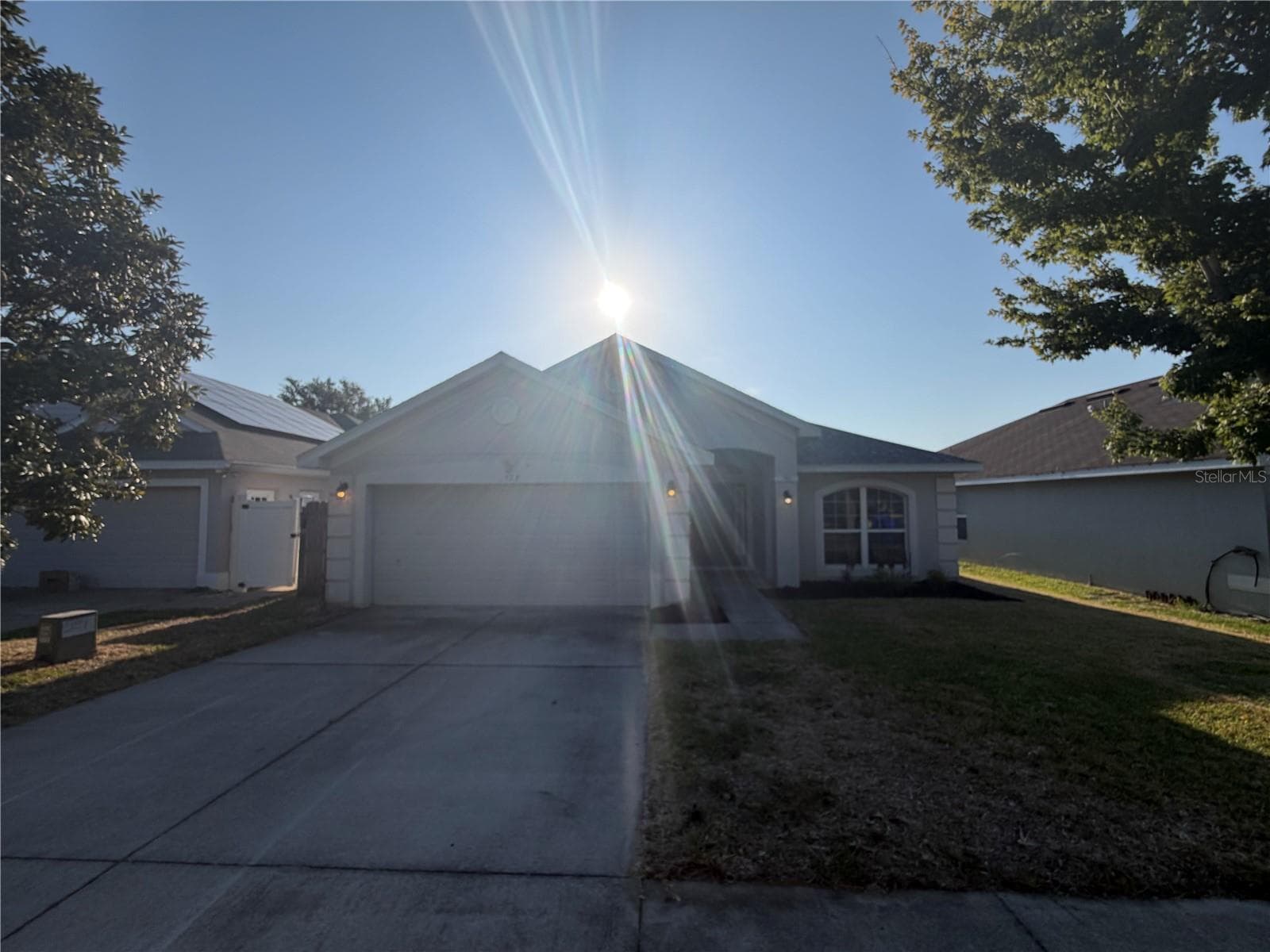 Single Family Residence at 1229 LONGVILLE CIR, TAVARES, photo 24 of 25