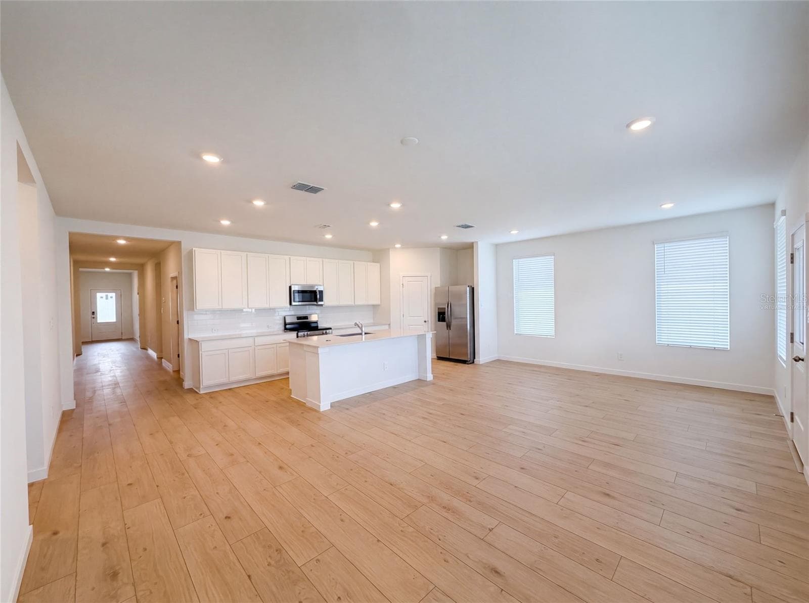Virtually Staged - 347 PUMA LOOP, GROVELAND