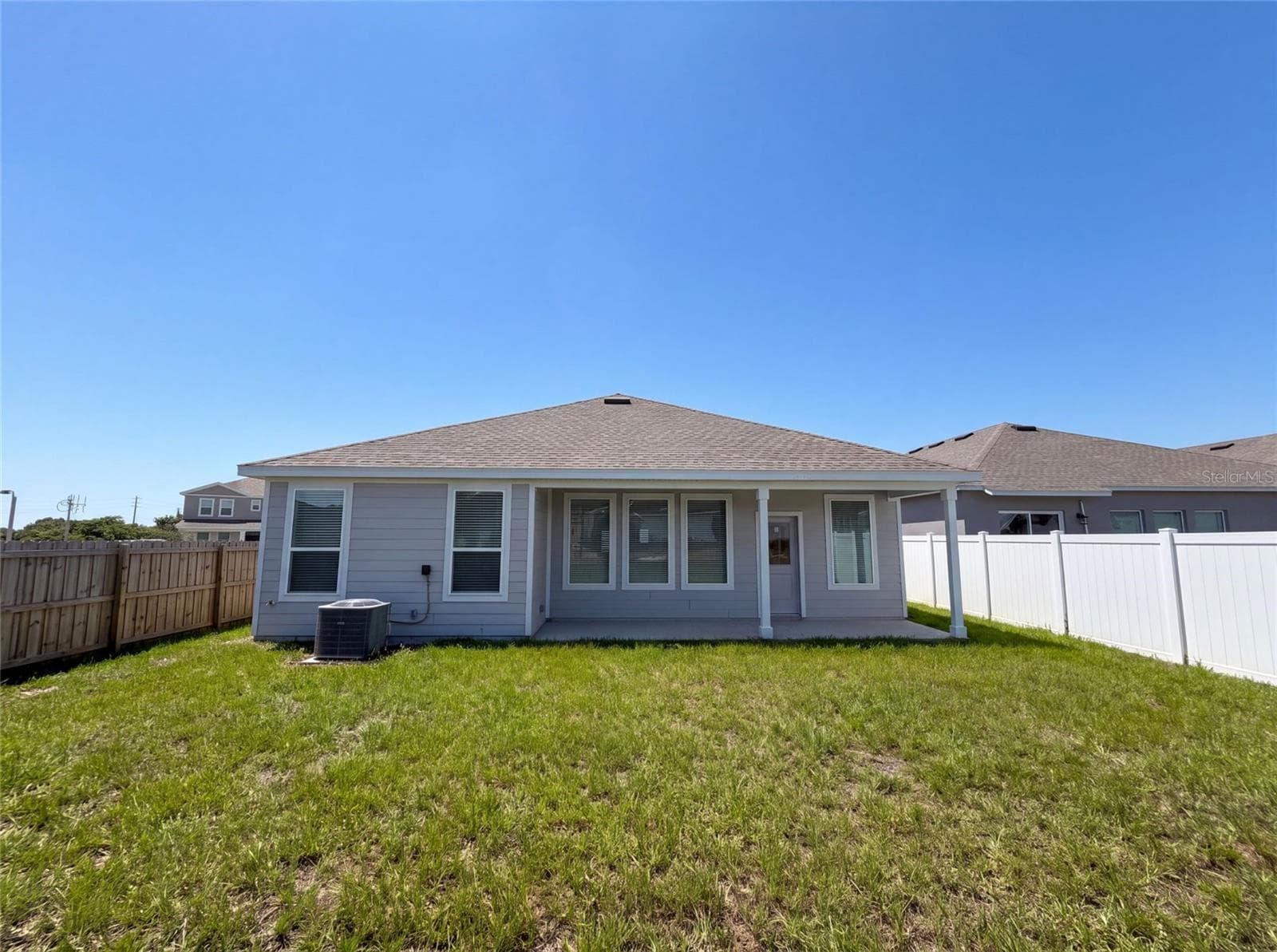 Single Family Residence at 347 PUMA LOOP, GROVELAND, photo 18 of 18