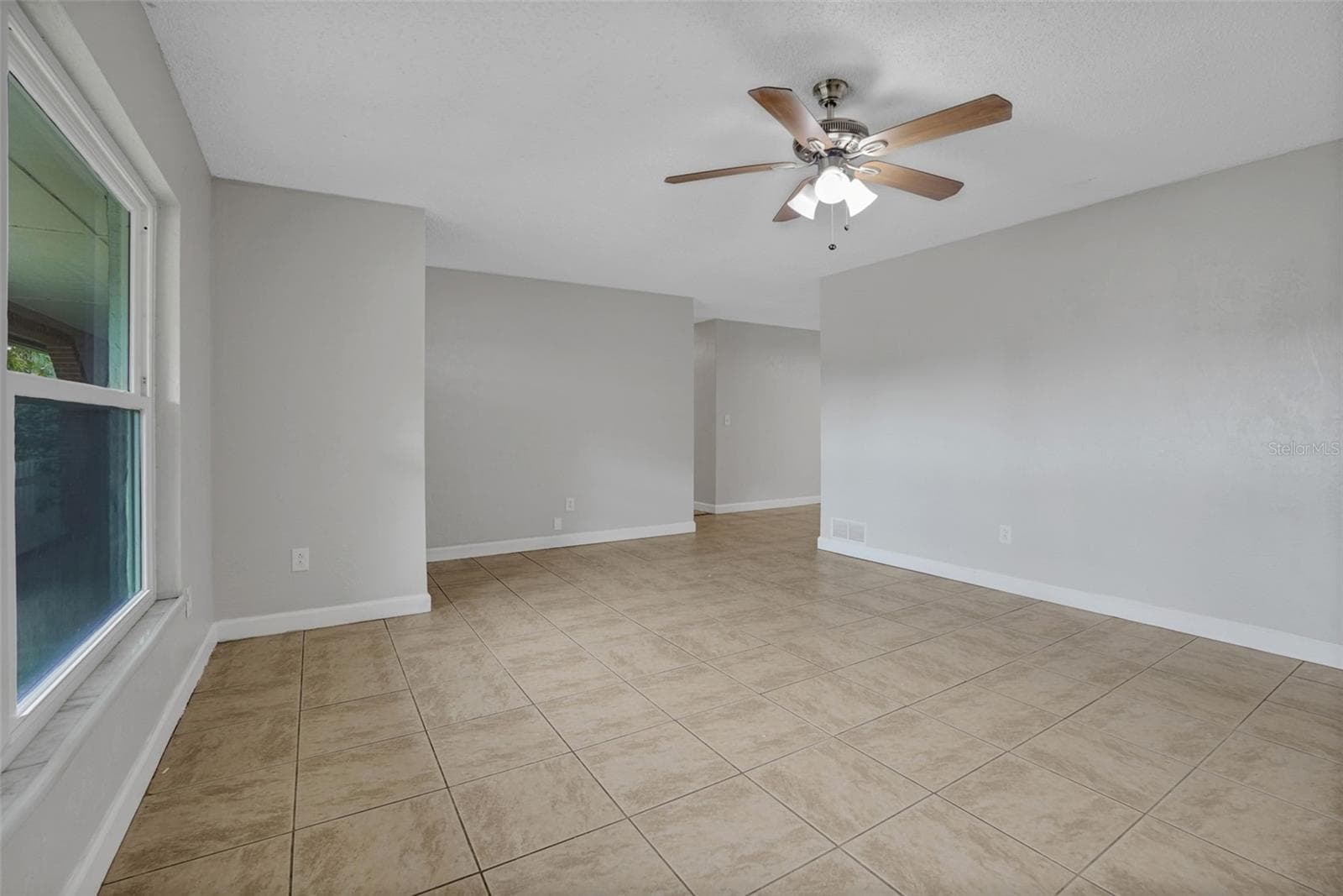 Single Family Residence at 169 LEISURE CIR, PORT ORANGE, photo 6 of 32