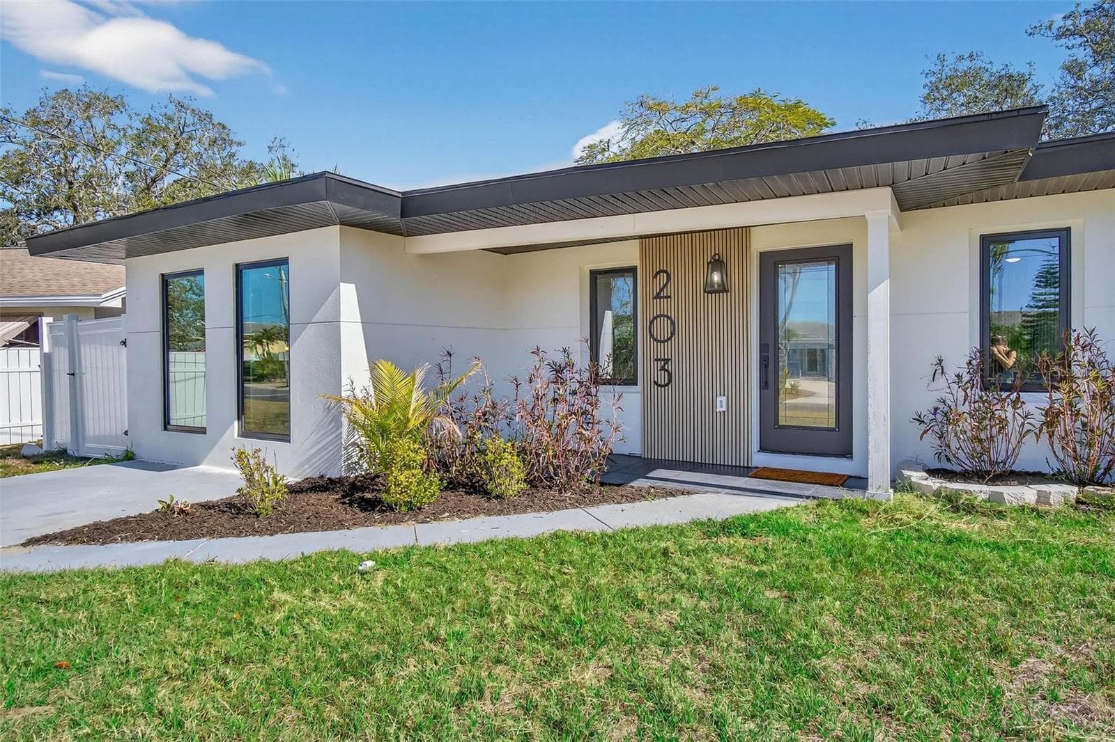 Single Family Residence at 203 DRIFTWOOD DR W, PALM HARBOR, photo 3 of 42