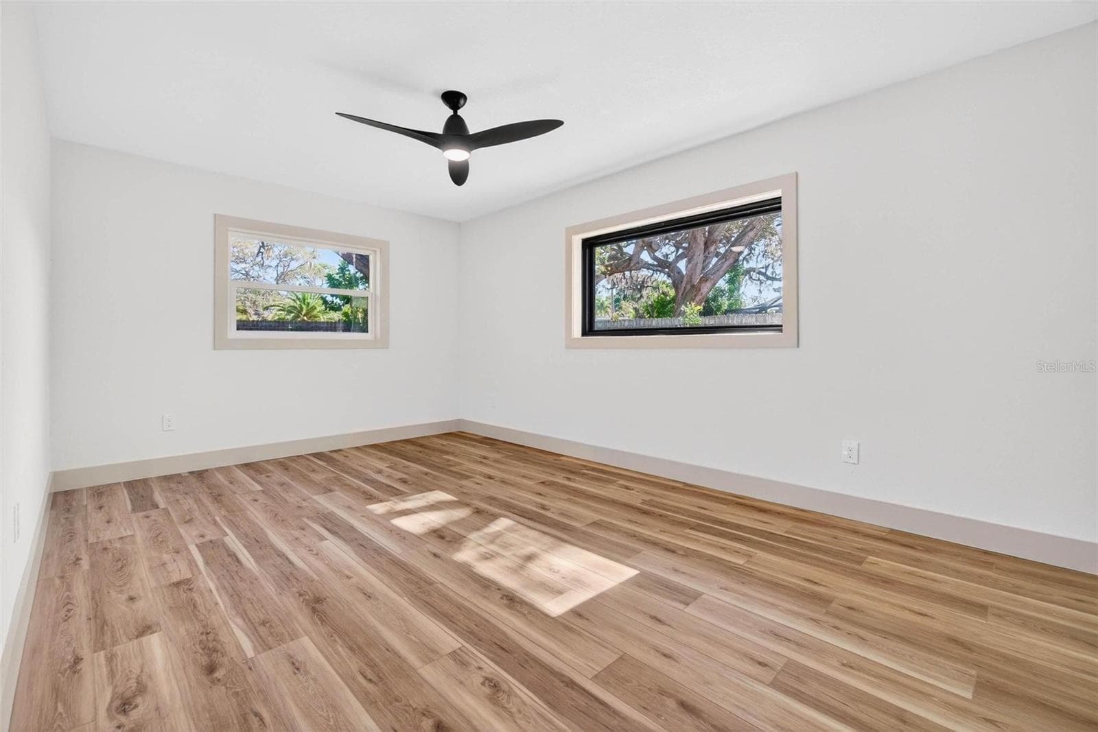 Single Family Residence at 203 DRIFTWOOD DR W, PALM HARBOR, photo 21 of 42
