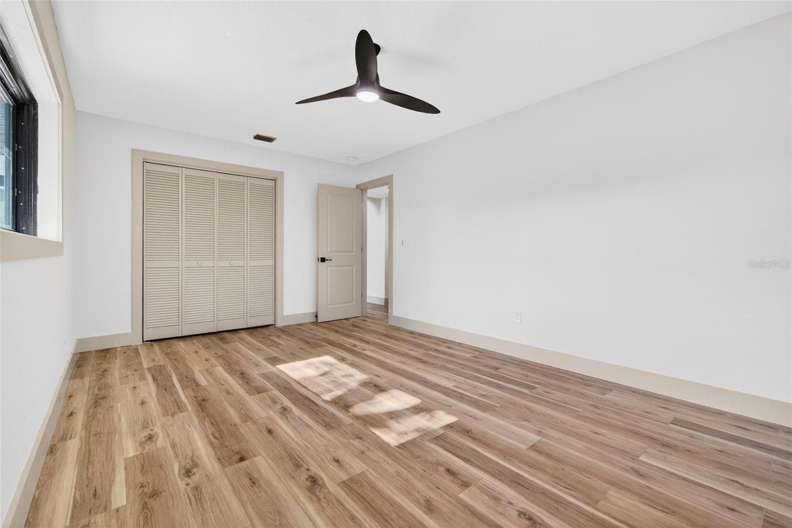 Single Family Residence at 203 DRIFTWOOD DR W, PALM HARBOR, photo 22 of 42