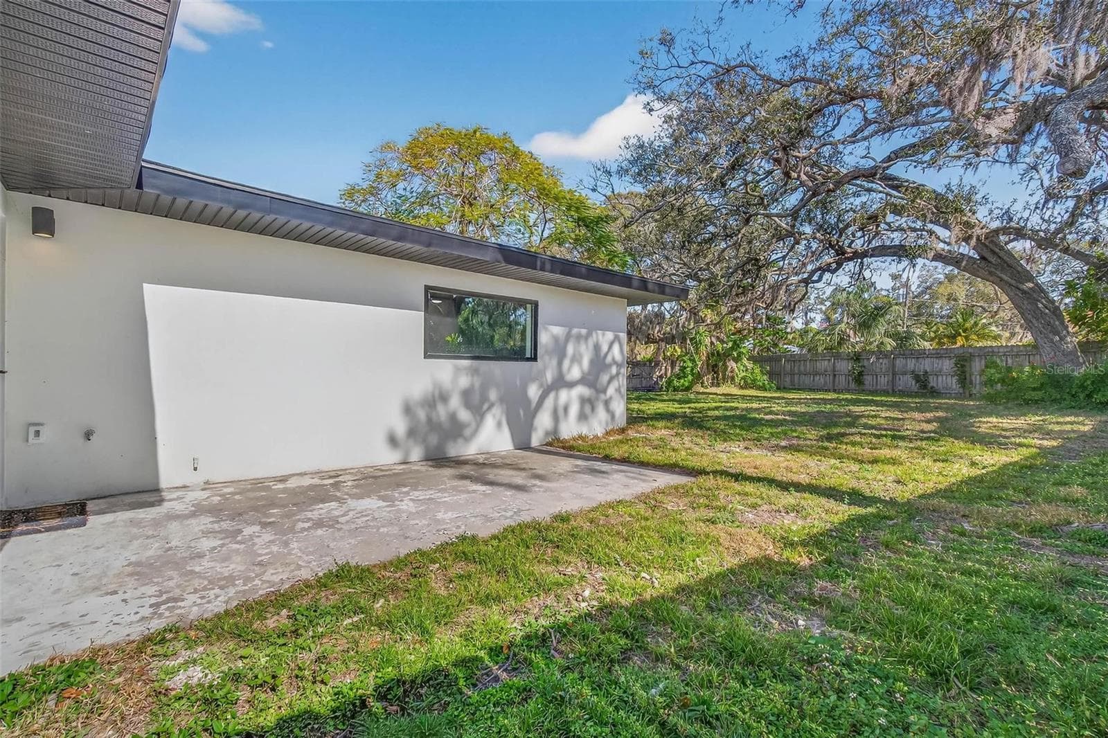 Single Family Residence at 203 DRIFTWOOD DR W, PALM HARBOR, photo 31 of 42