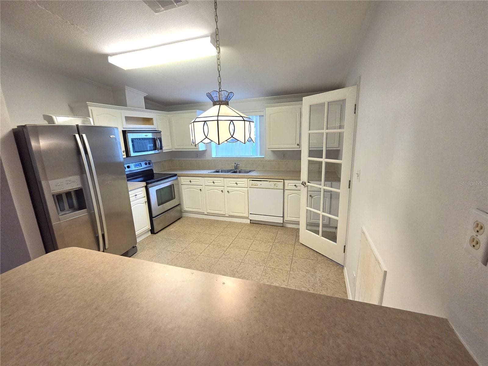 Kitchen - 213 YORK COTTAGE DR, HAINES CITY