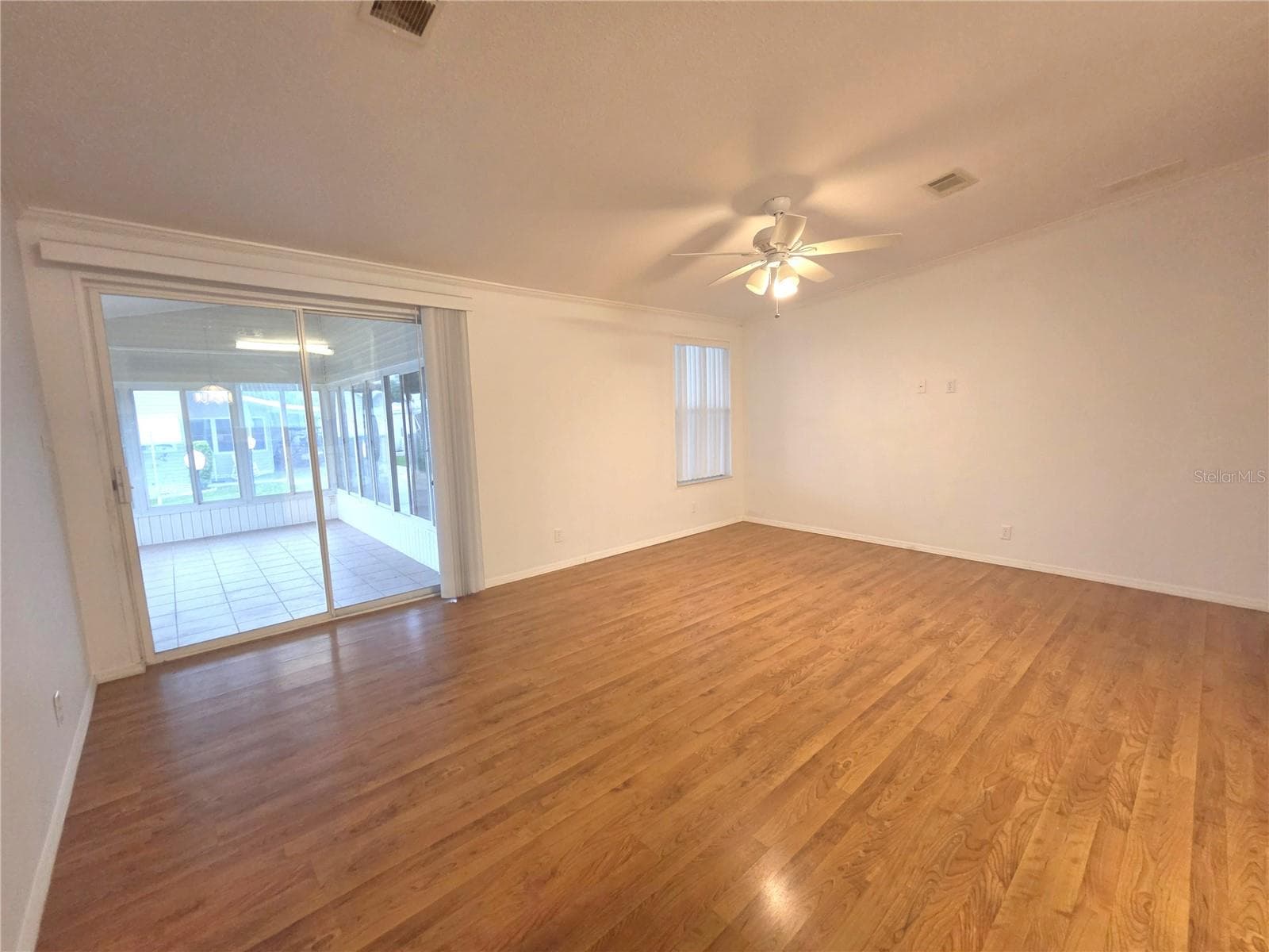 Living Room - 213 YORK COTTAGE DR, HAINES CITY