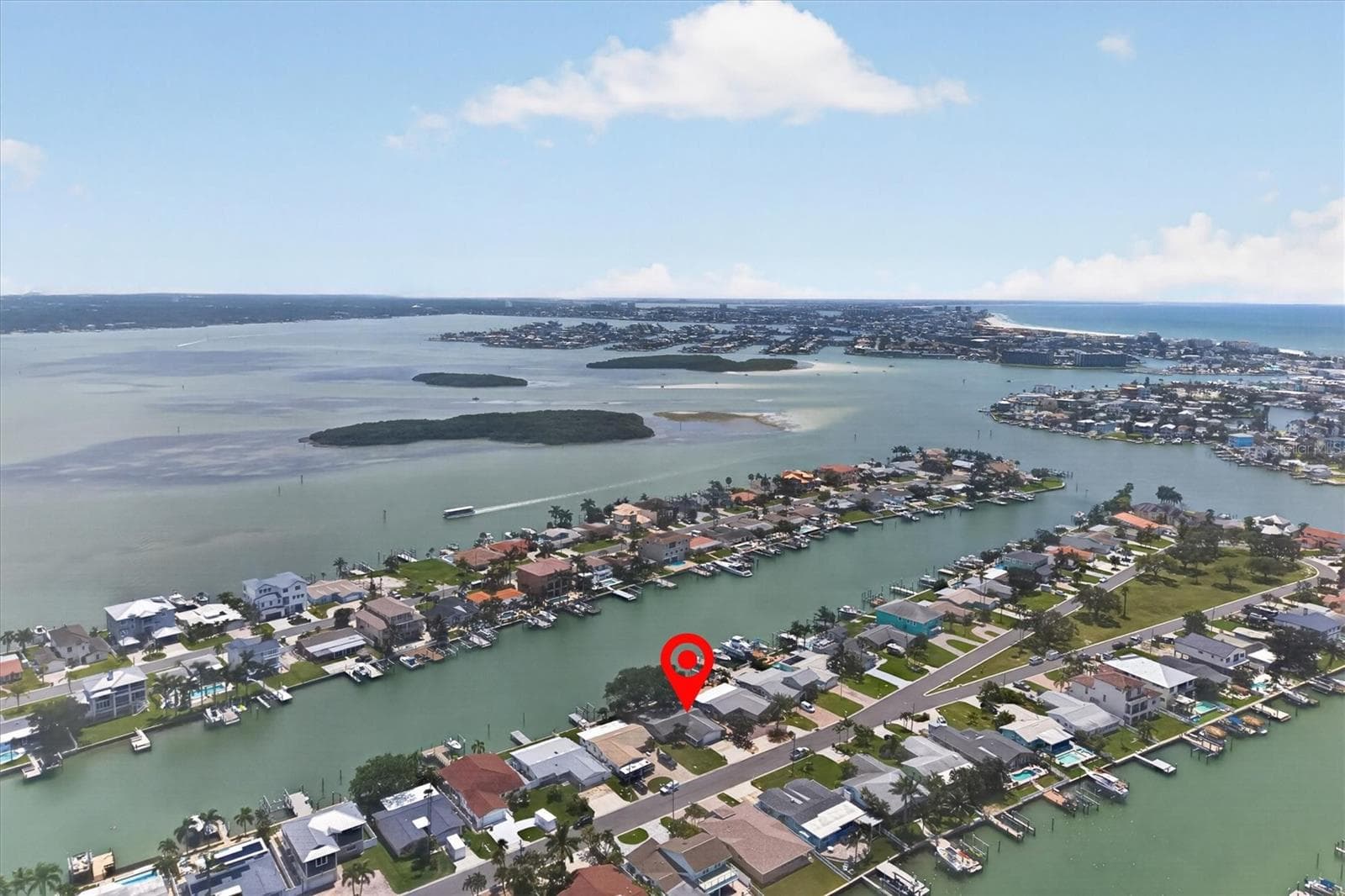 Single Family Residence at 541 LILLIAN DR, MADEIRA BEACH, photo 56 of 61