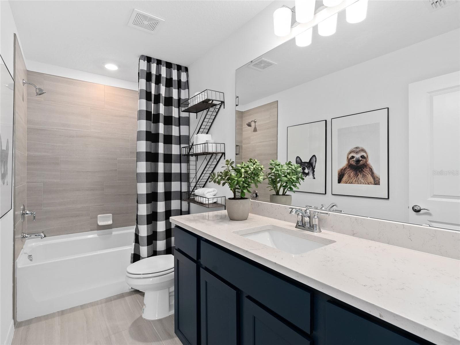Exterior Design. Artistic rendering for this new construction home. Pictures are for illustrative purposes only. Elevations, colors and options may vary. - 10734 LEAFY LAUREL STREET, ORLANDO