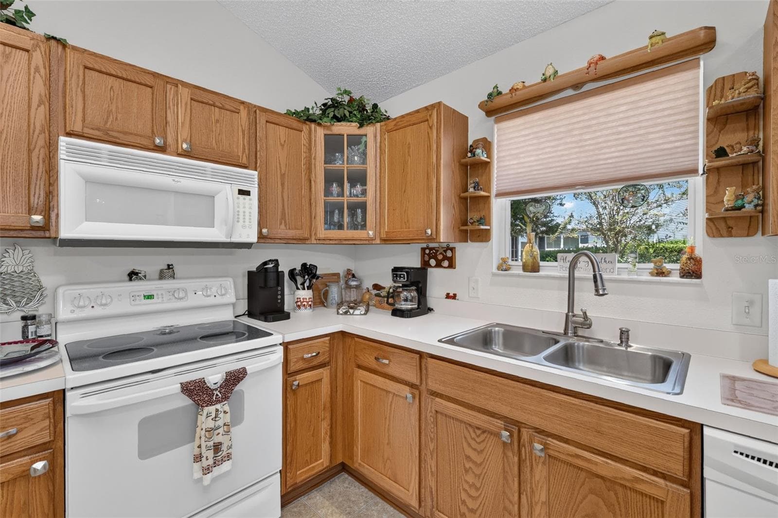 Single Family Residence at 1276 NORTHBROOK PL, THE VILLAGES, photo 11 of 25
