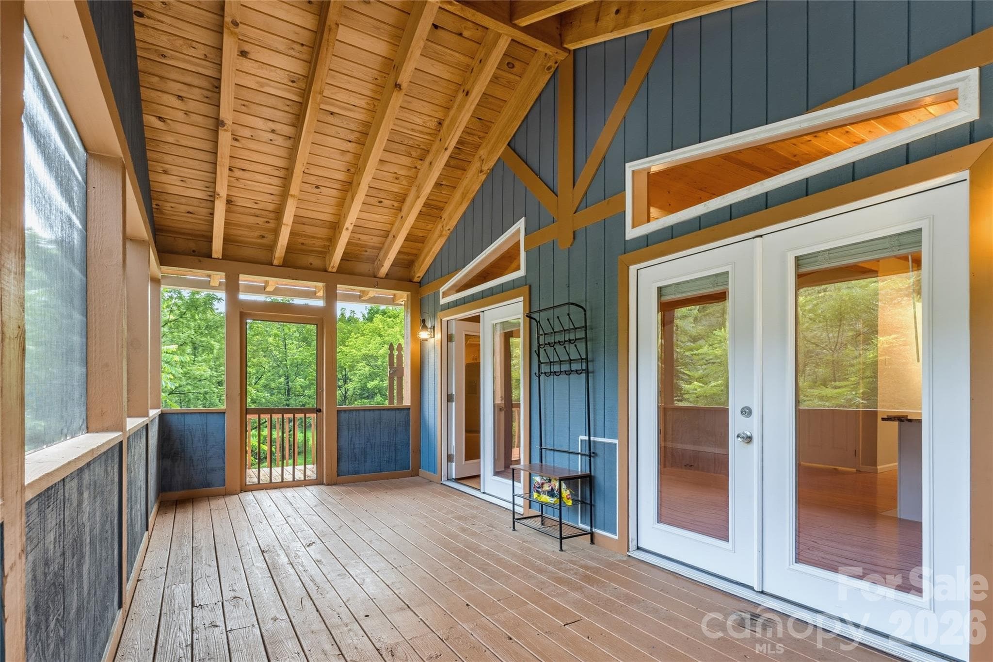 Single Family Residence at Sylva, photo 5 of 76