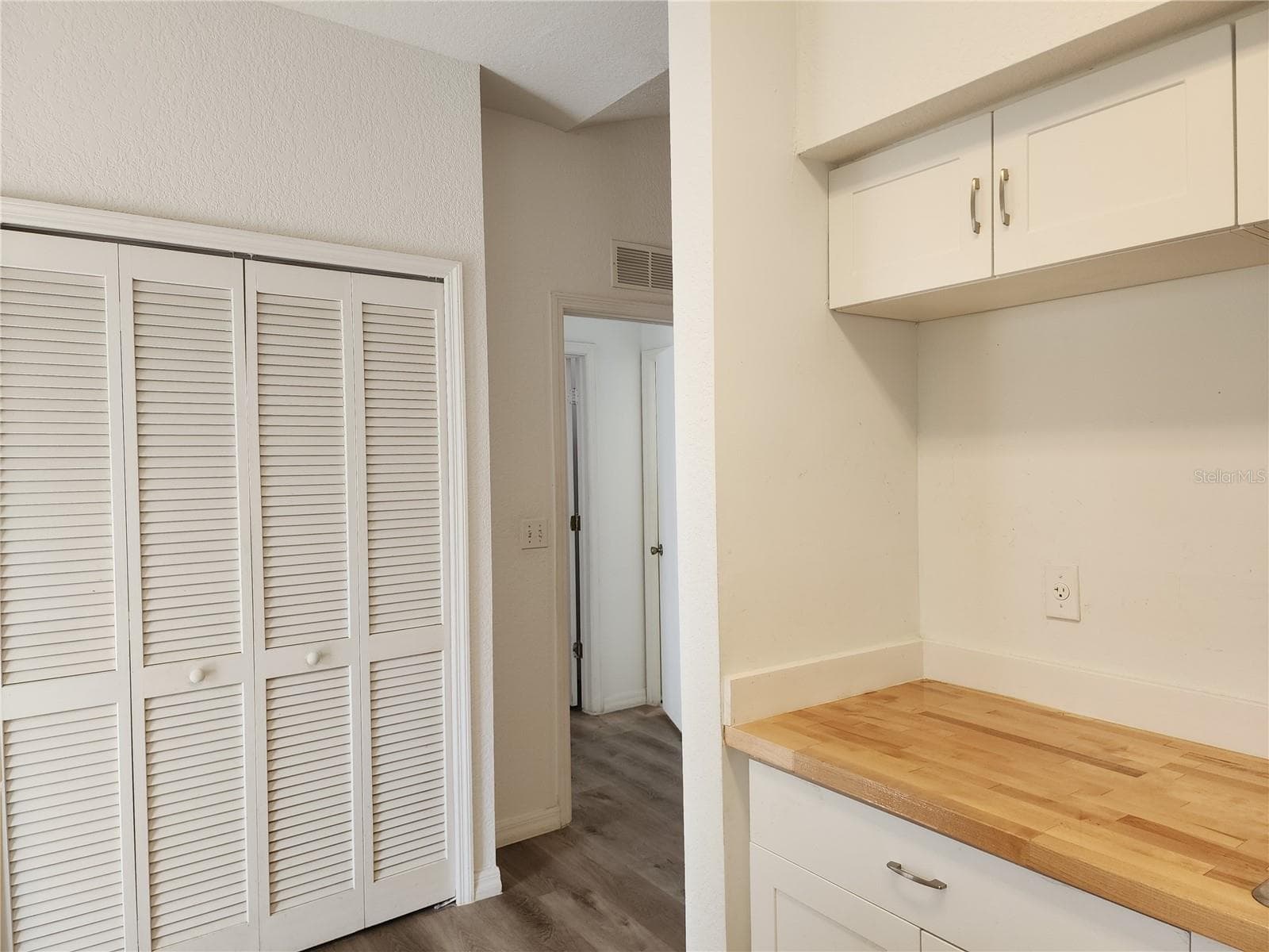 Condominium at 8416 BERNWOOD COVE LOOP #1612, FORT MYERS, photo 8 of 22
