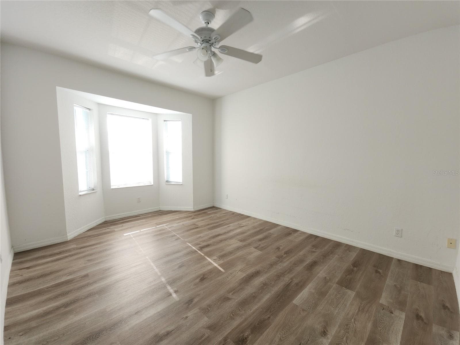 Condominium at 8416 BERNWOOD COVE LOOP #1612, FORT MYERS, photo 10 of 22