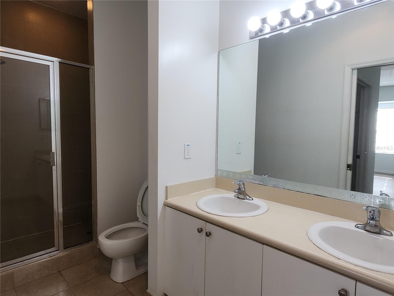 Condominium at 8416 BERNWOOD COVE LOOP #1612, FORT MYERS, photo 12 of 22