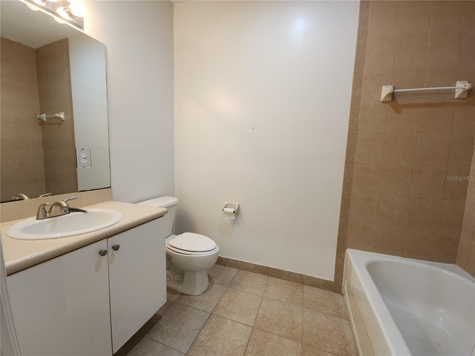 Condominium at 8416 BERNWOOD COVE LOOP #1612, FORT MYERS, photo 16 of 22