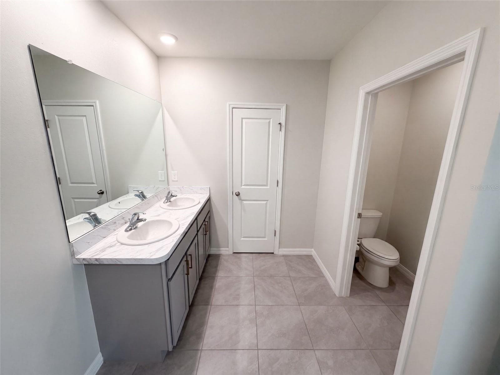 Single Family Residence at 16176 SOFT FERN TRCE, ODESSA, photo 29 of 38