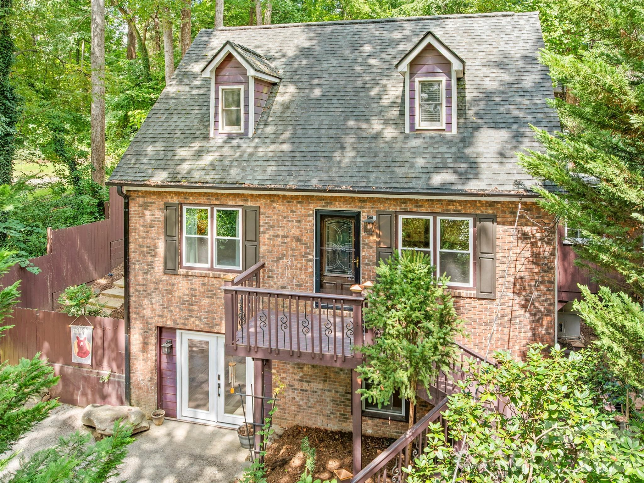 Single Family Residence at 28 Marne Road, Asheville, photo 43 of 47