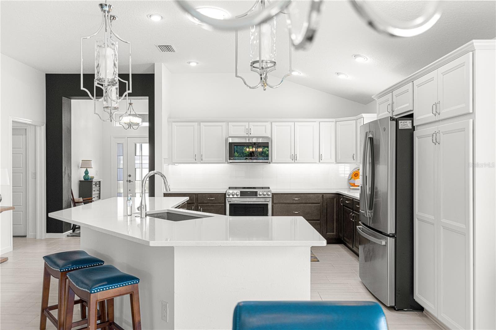 Single Family Residence at 1078 MAYNARD PATH, THE VILLAGES, photo 19 of 65