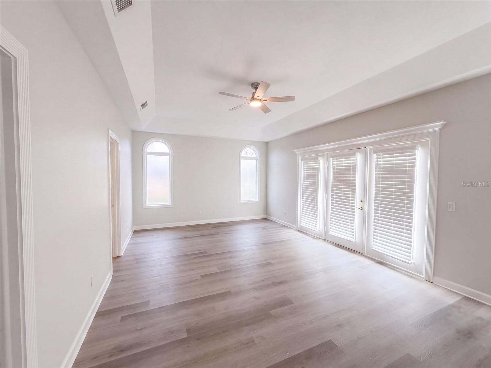 Single Family Residence at 24 BAY POINTE DR, ORMOND BEACH, photo 8 of 23