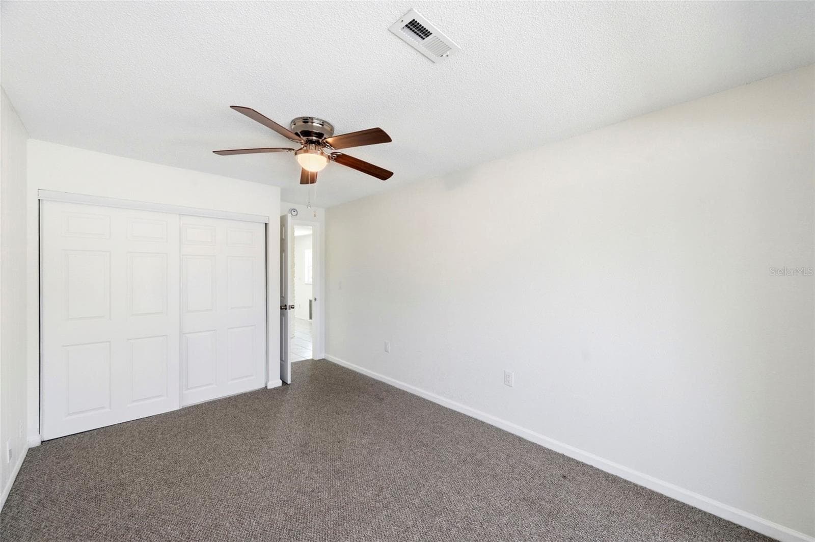 Triplex at 5136 68TH ST N, ST PETERSBURG, photo 22 of 47