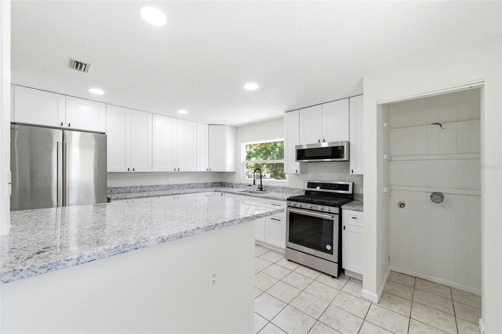 Single Family Residence at 5136 68TH ST N, ST PETERSBURG, photo 18 of 48