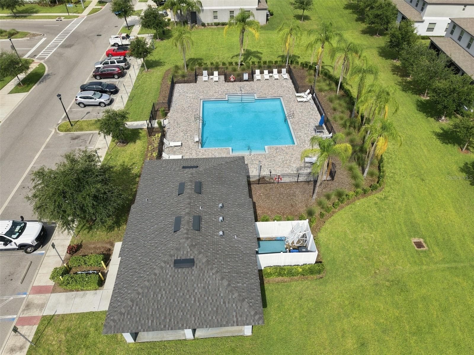 Community Pool - 15548 FLORENCE HOLLOW PL, SUN CITY CENTER