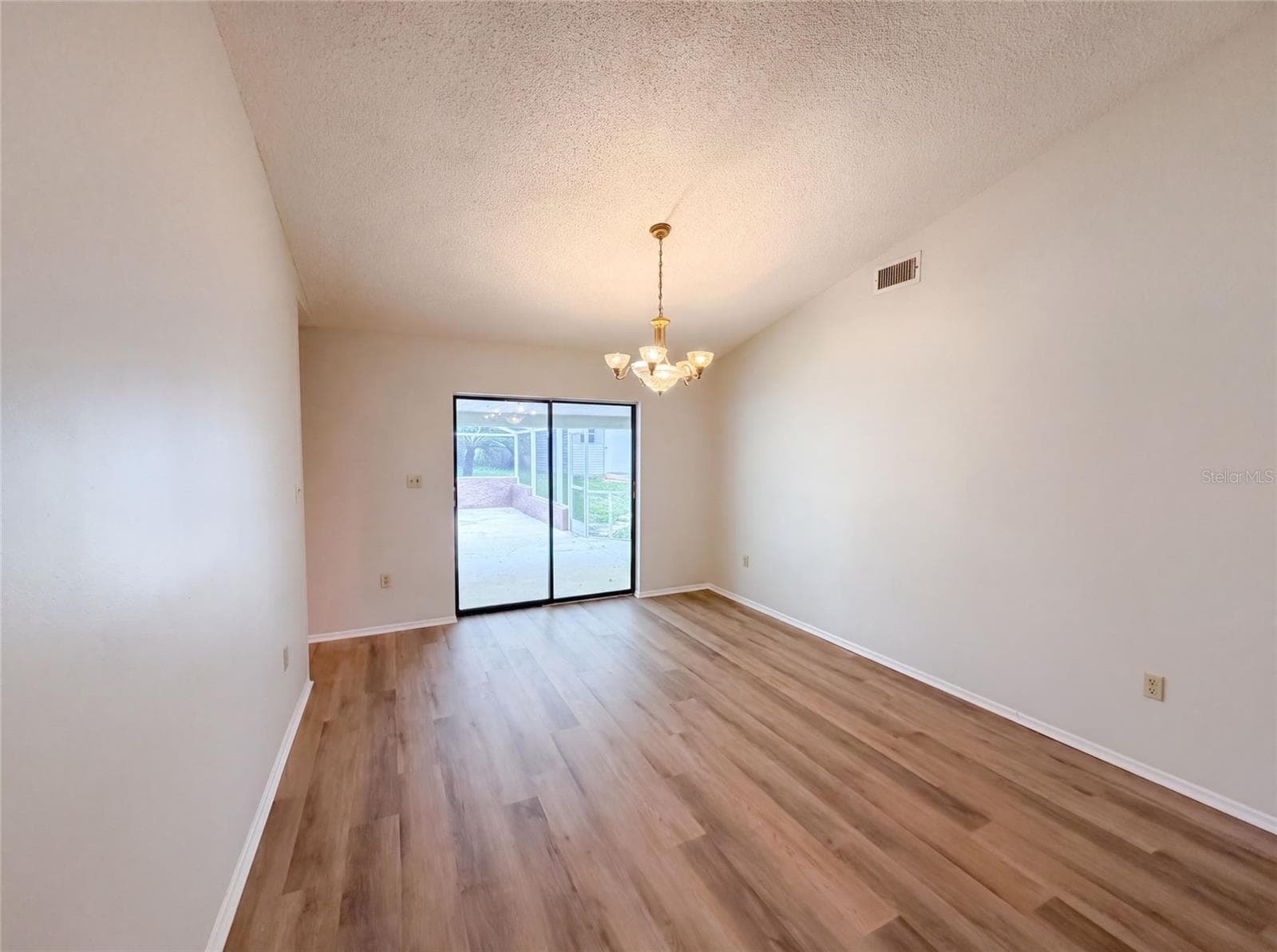 Single Family Residence at 466 LELAND DR, DELTONA, photo 5 of 20