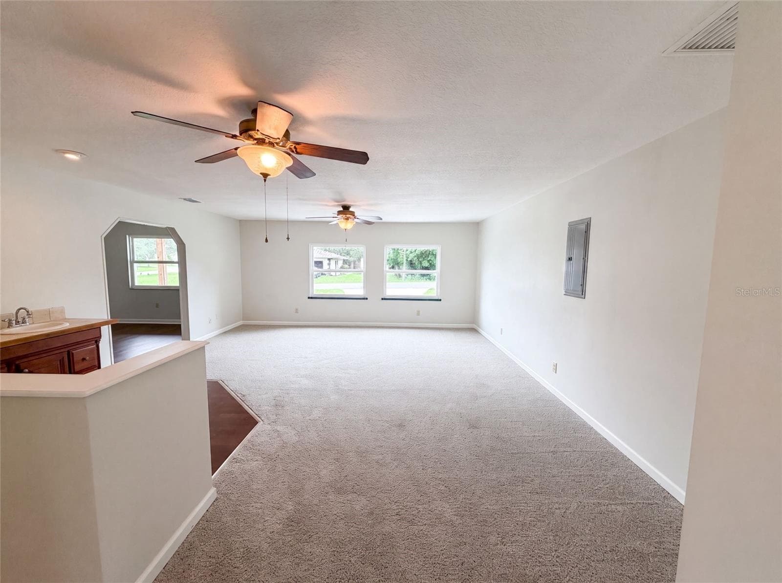 Single Family Residence at 466 LELAND DR, DELTONA, photo 8 of 20