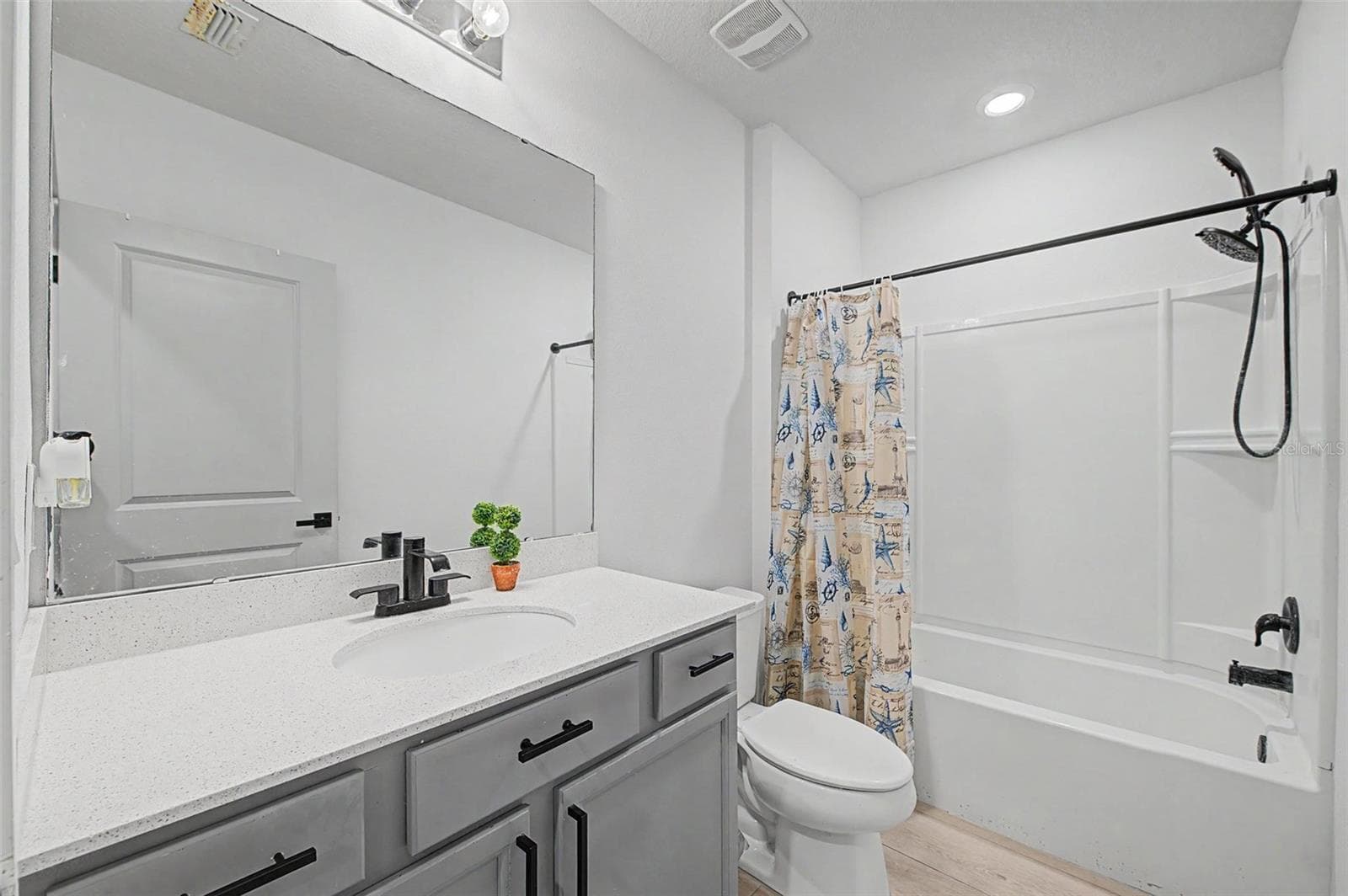 Single Family Residence at 30154 MARQUETTE AVE, WESLEY CHAPEL, photo 17 of 31