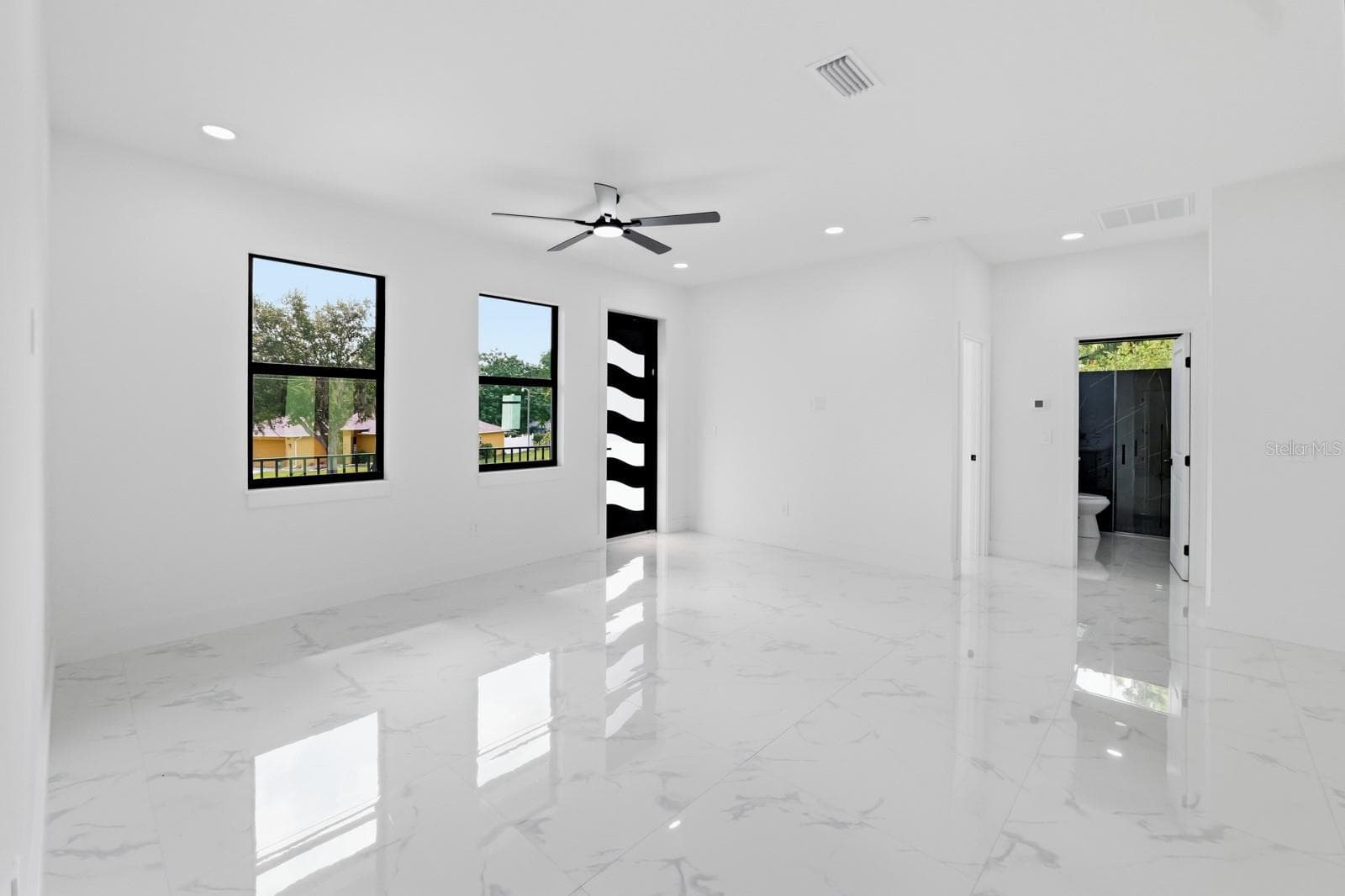 Single Family Residence at 27426 AZEN LOOP, BROOKSVILLE, photo 6 of 25