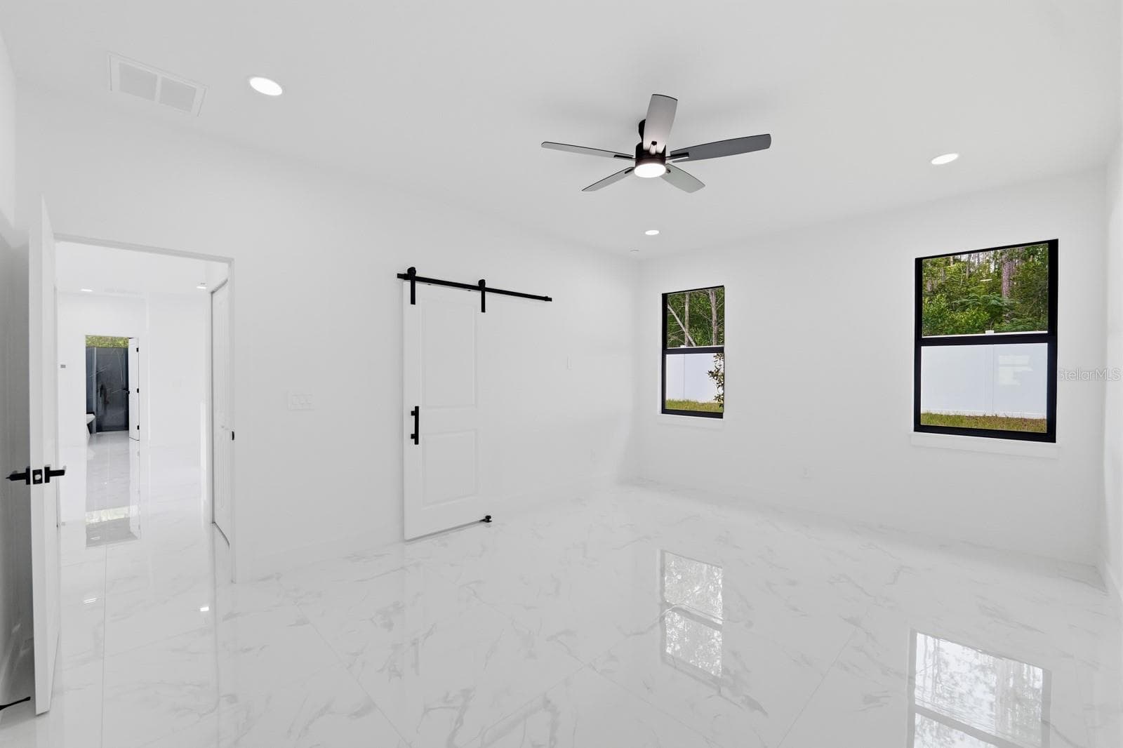 Single Family Residence at 27426 AZEN LOOP, BROOKSVILLE, photo 11 of 25