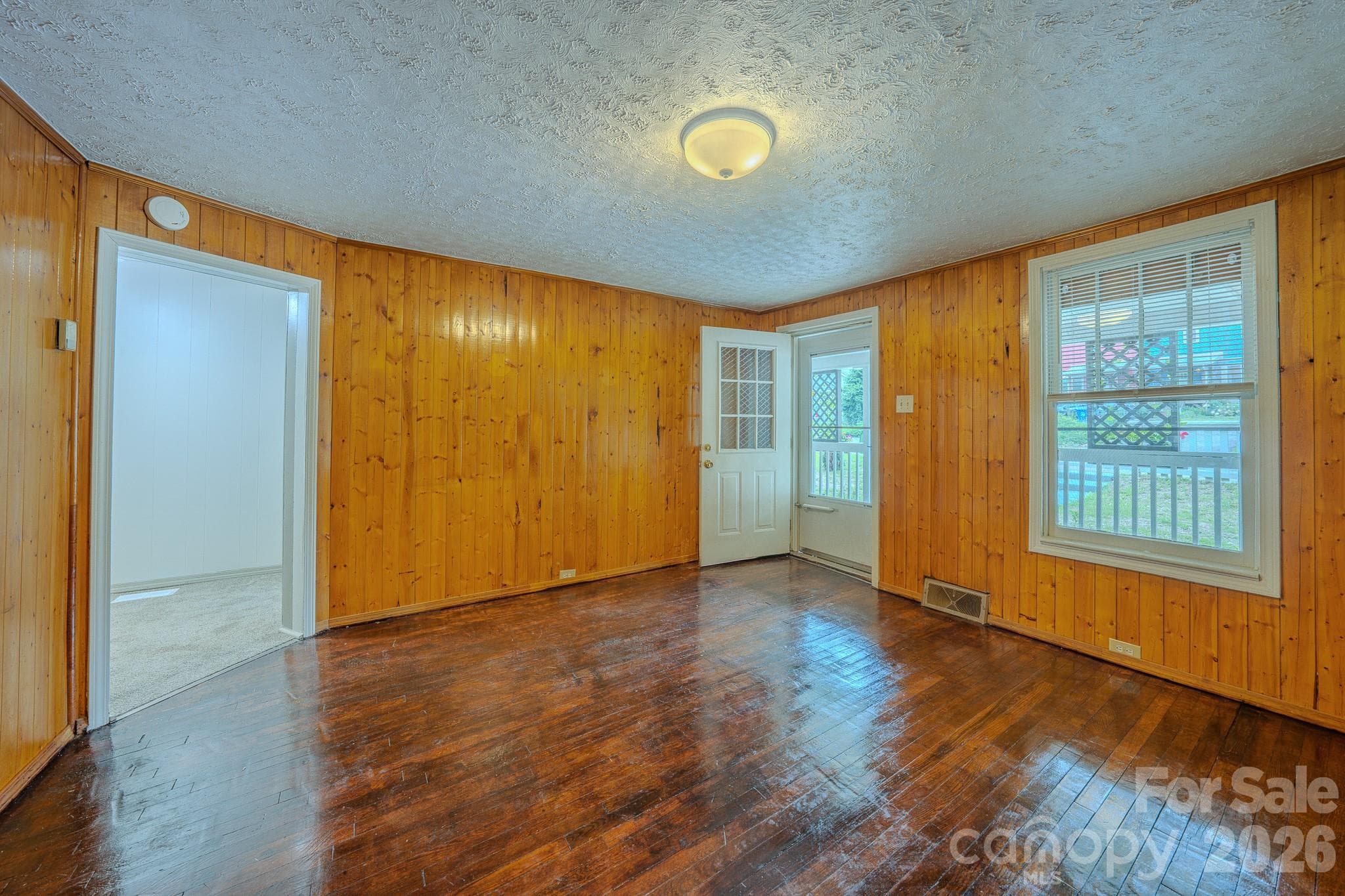 Single Family Residence at 298 State Street, Asheville, photo 10 of 33