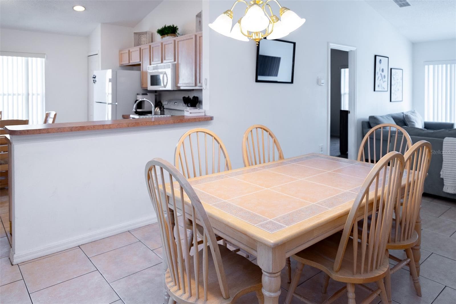 Single Family Residence at 128 PINE CONE DR, DAVENPORT, photo 7 of 30