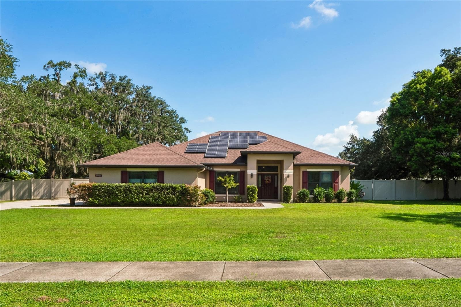 Single Family Residence at 27725 CENTURY OAKS CT, DADE CITY, photo 4 of 82