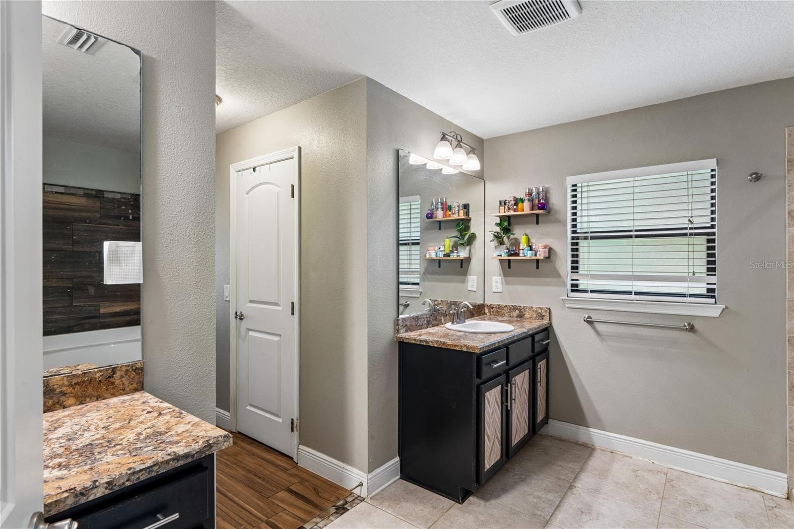 Single Family Residence at 27725 CENTURY OAKS CT, DADE CITY, photo 29 of 82