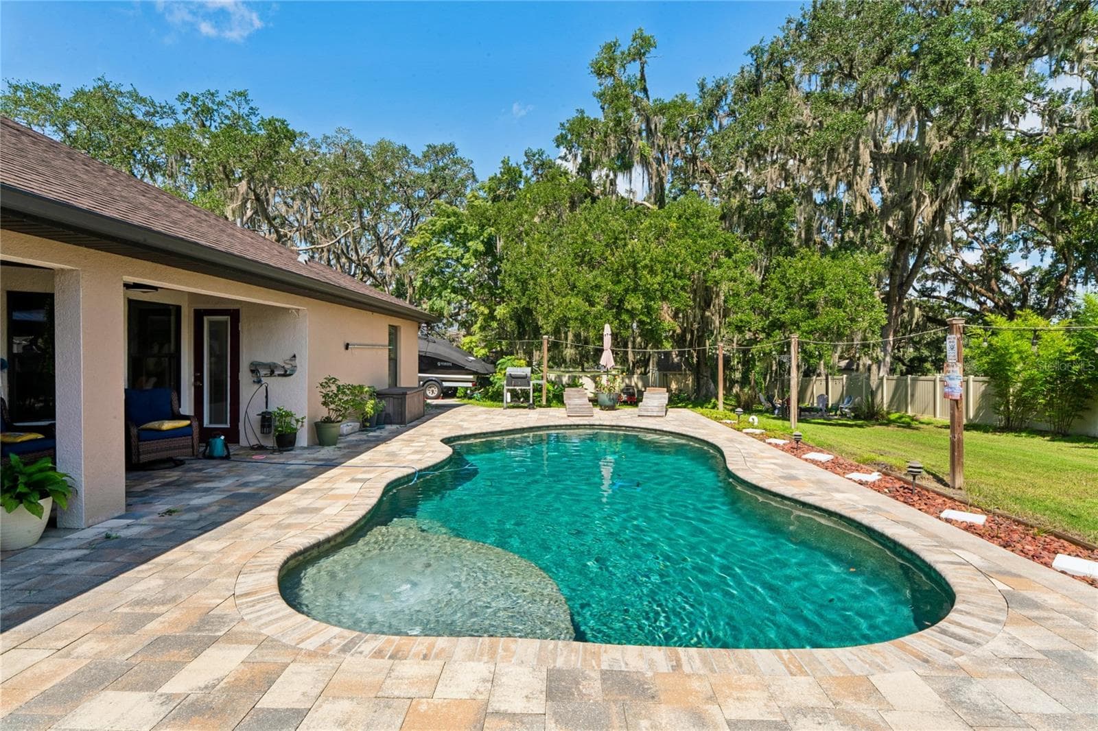 Single Family Residence at 27725 CENTURY OAKS CT, DADE CITY, photo 3 of 82