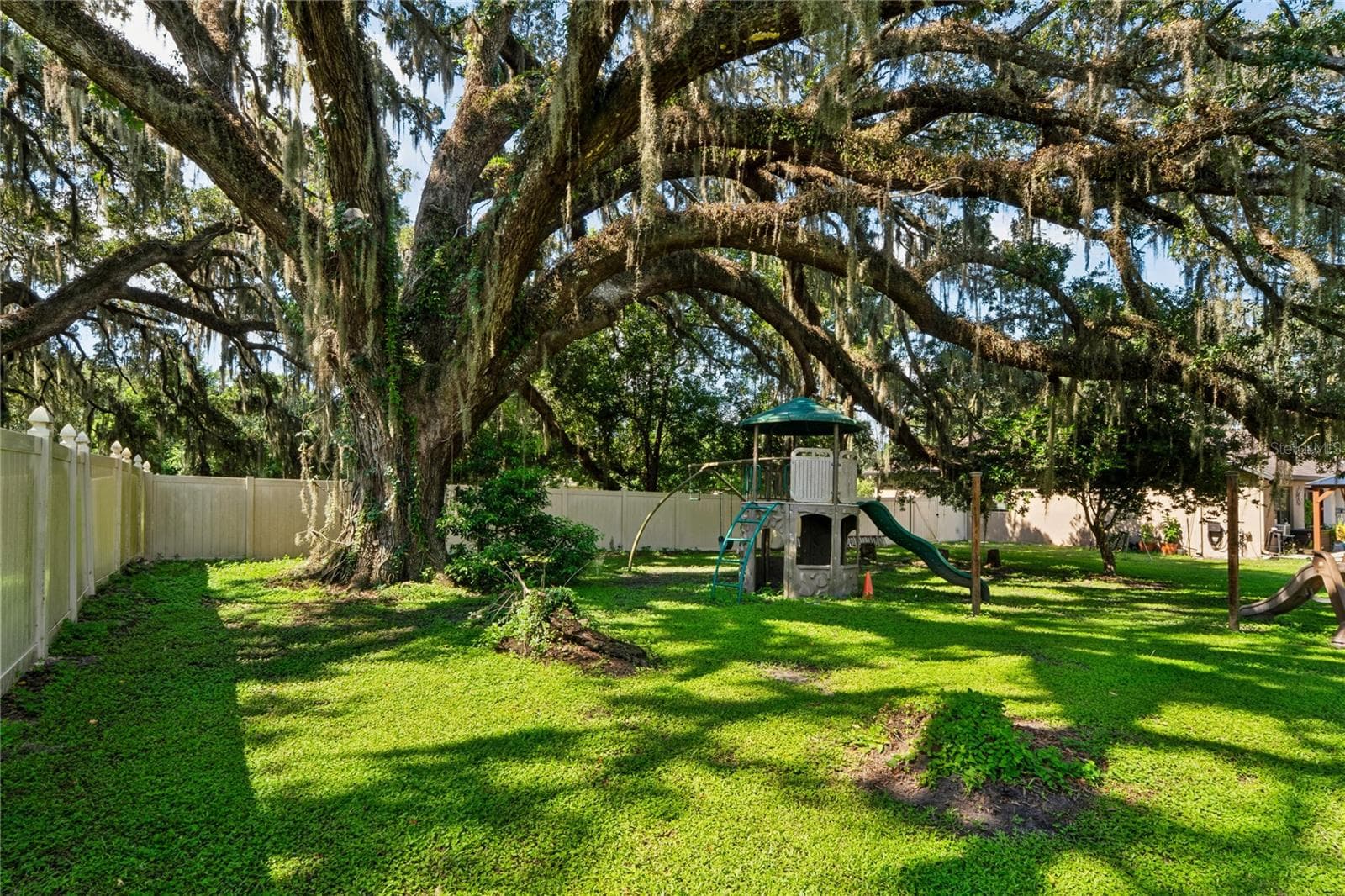 Single Family Residence at 27725 CENTURY OAKS CT, DADE CITY, photo 62 of 82