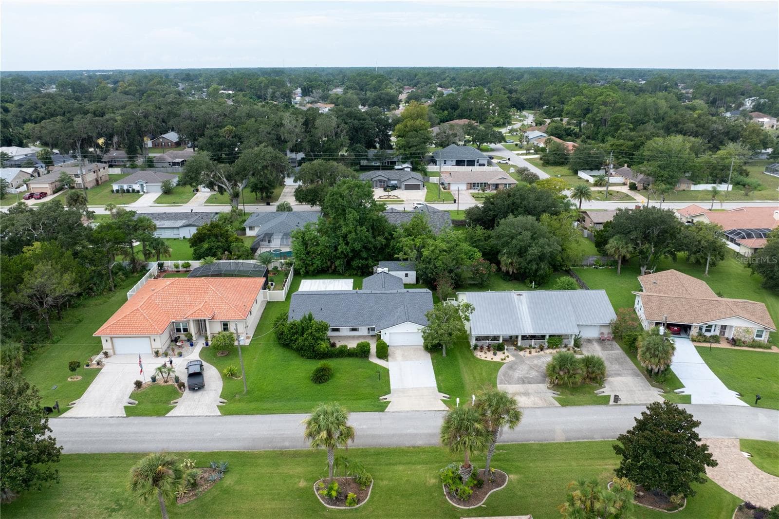 Single Family Residence at 28 FLEMING CT, PALM COAST, photo 3 of 48