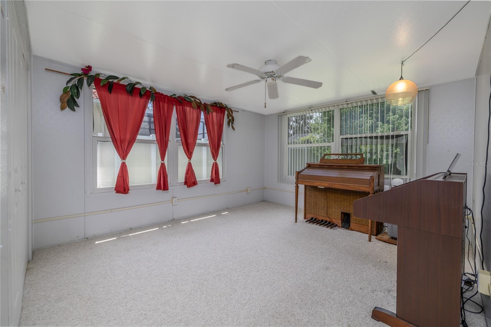 Single Family Residence at 28 FLEMING CT, PALM COAST, photo 39 of 48