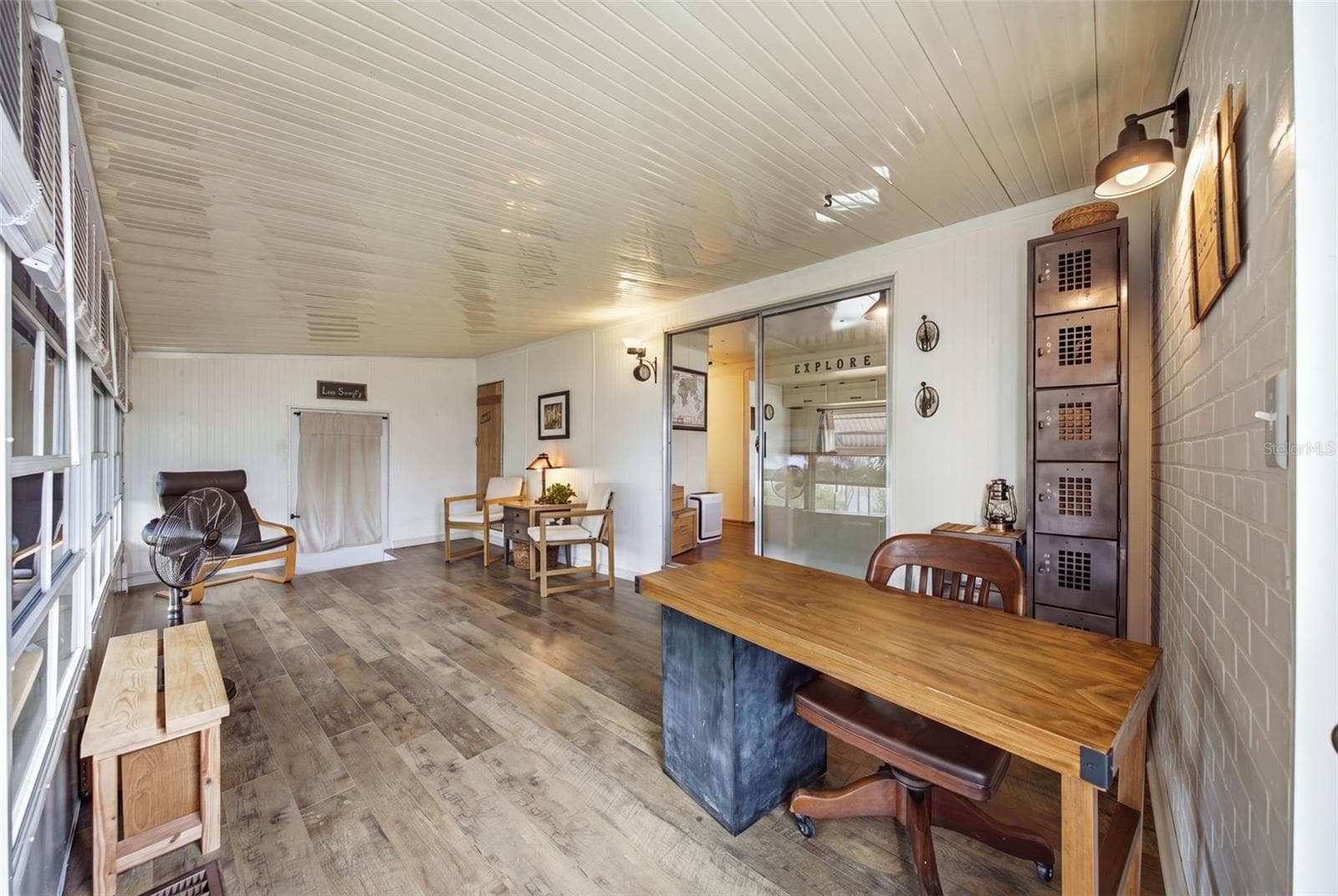 Manufactured Home at 2215 73RD ST E #162, PALMETTO, photo 9 of 32