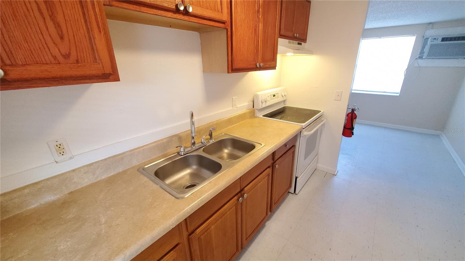 KITCHEN - LIGHTSEYS C B ADD PB1 PG 6, FORT MEADE