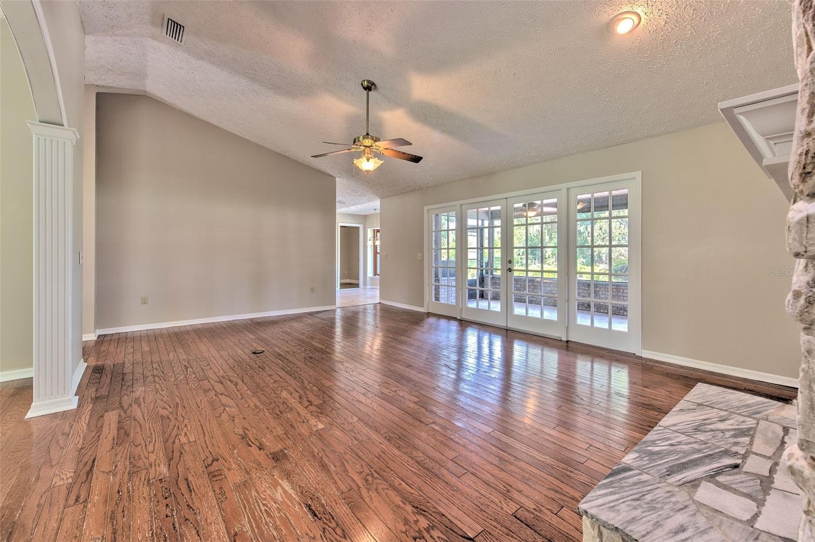 Single Family Residence at 2102 WHITLOCK PL, DOVER, photo 12 of 45