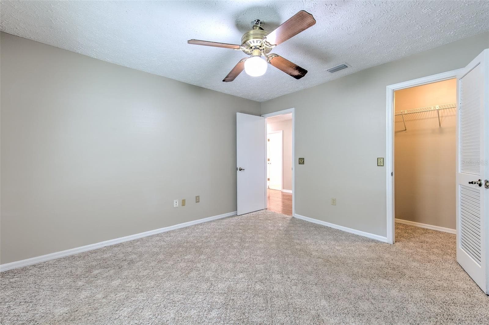 Single Family Residence at 2102 WHITLOCK PL, DOVER, photo 17 of 45