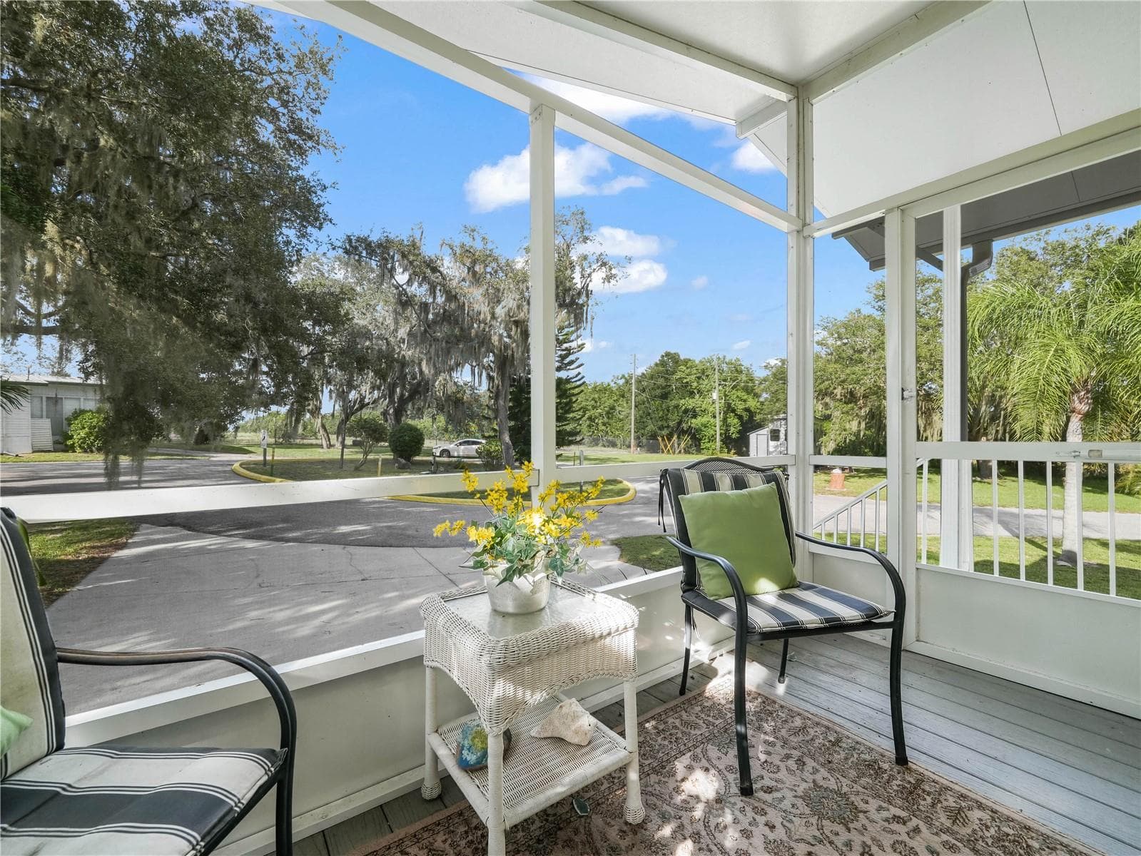 Manufactured Home at 15 PINK LADY LN, LAKE WALES, photo 7 of 44