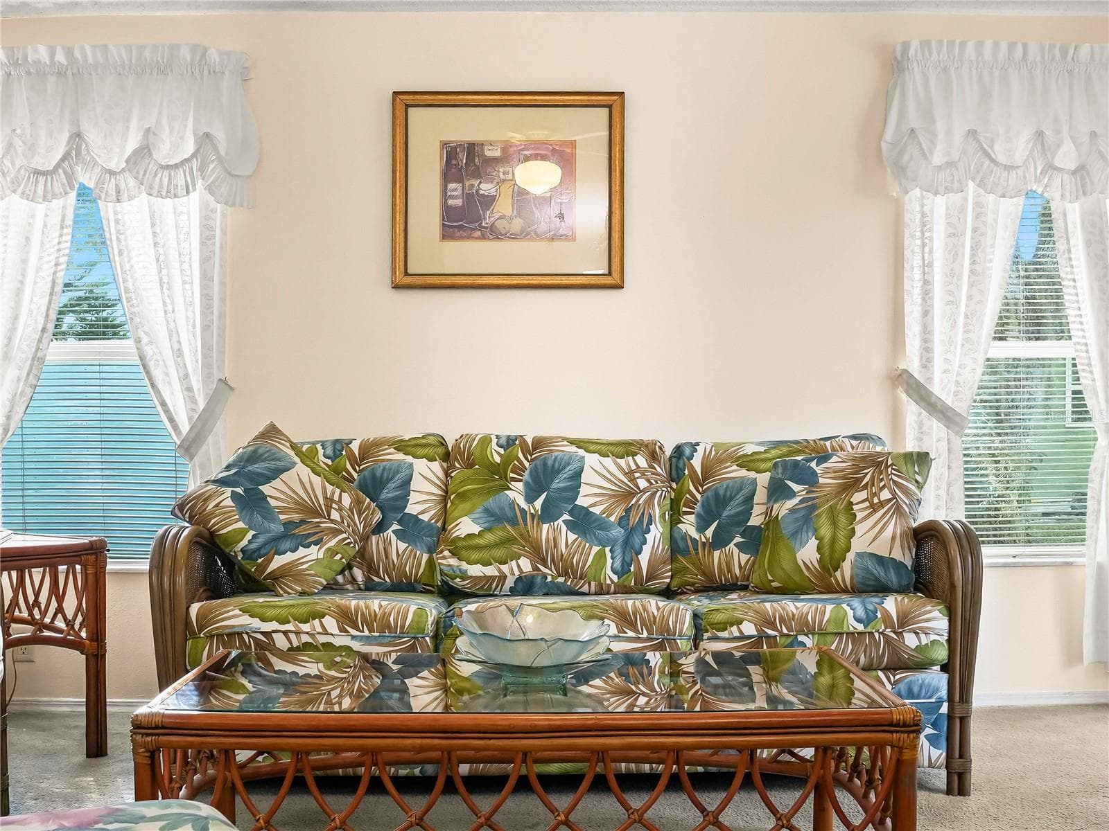 Manufactured Home at 15 PINK LADY LN, LAKE WALES, photo 9 of 44
