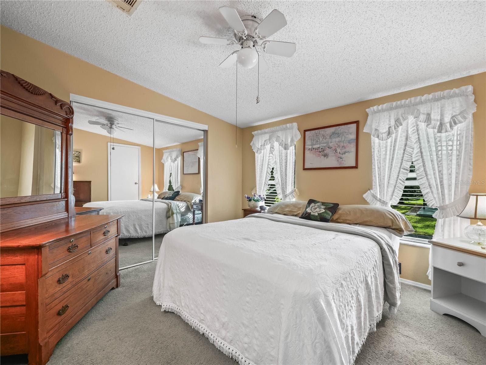 Manufactured Home at 15 PINK LADY LN, LAKE WALES, photo 14 of 44