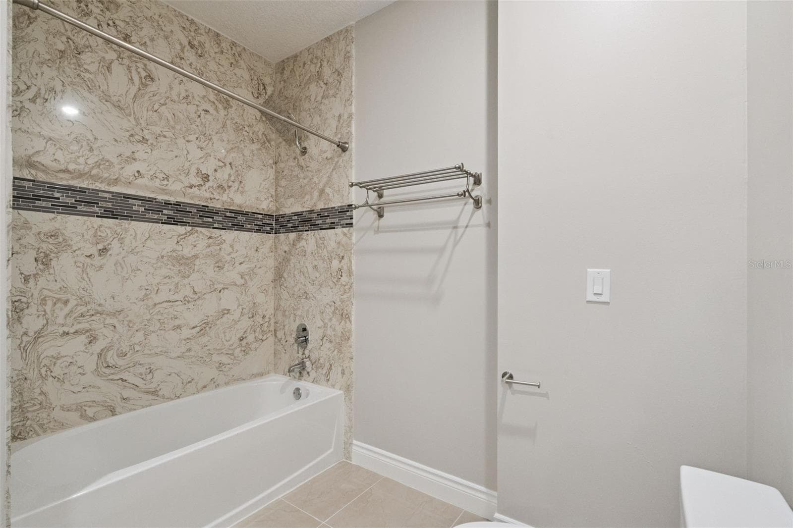 Bathroom 2 - 1993 GREENBRIAR TER, DAVENPORT