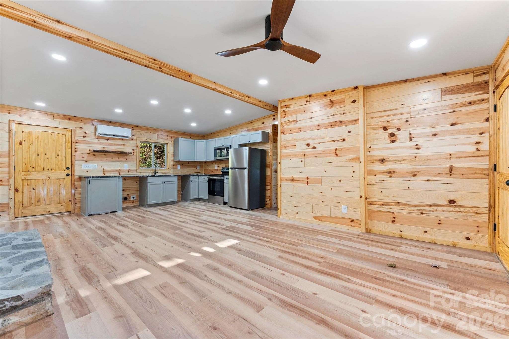 Single Family Residence at 430 Long Branch Road, Maggie Valley, photo 7 of 30