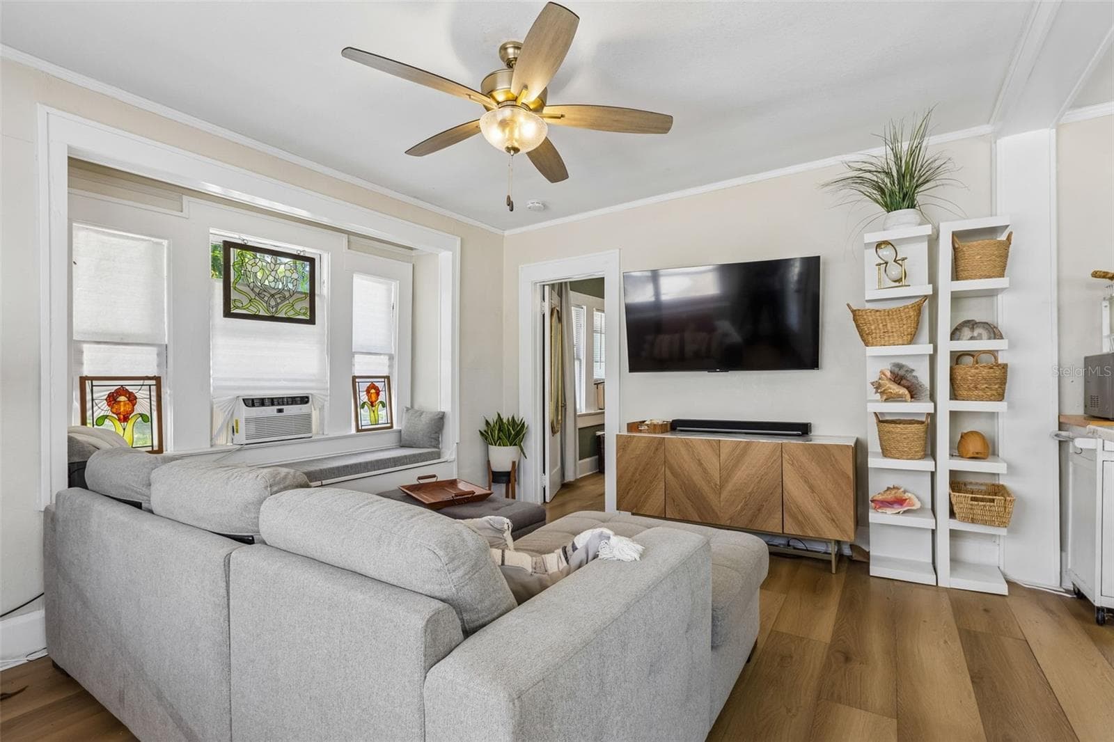 Single Family Residence at 558 10TH AVE S, ST PETERSBURG, photo 12 of 21