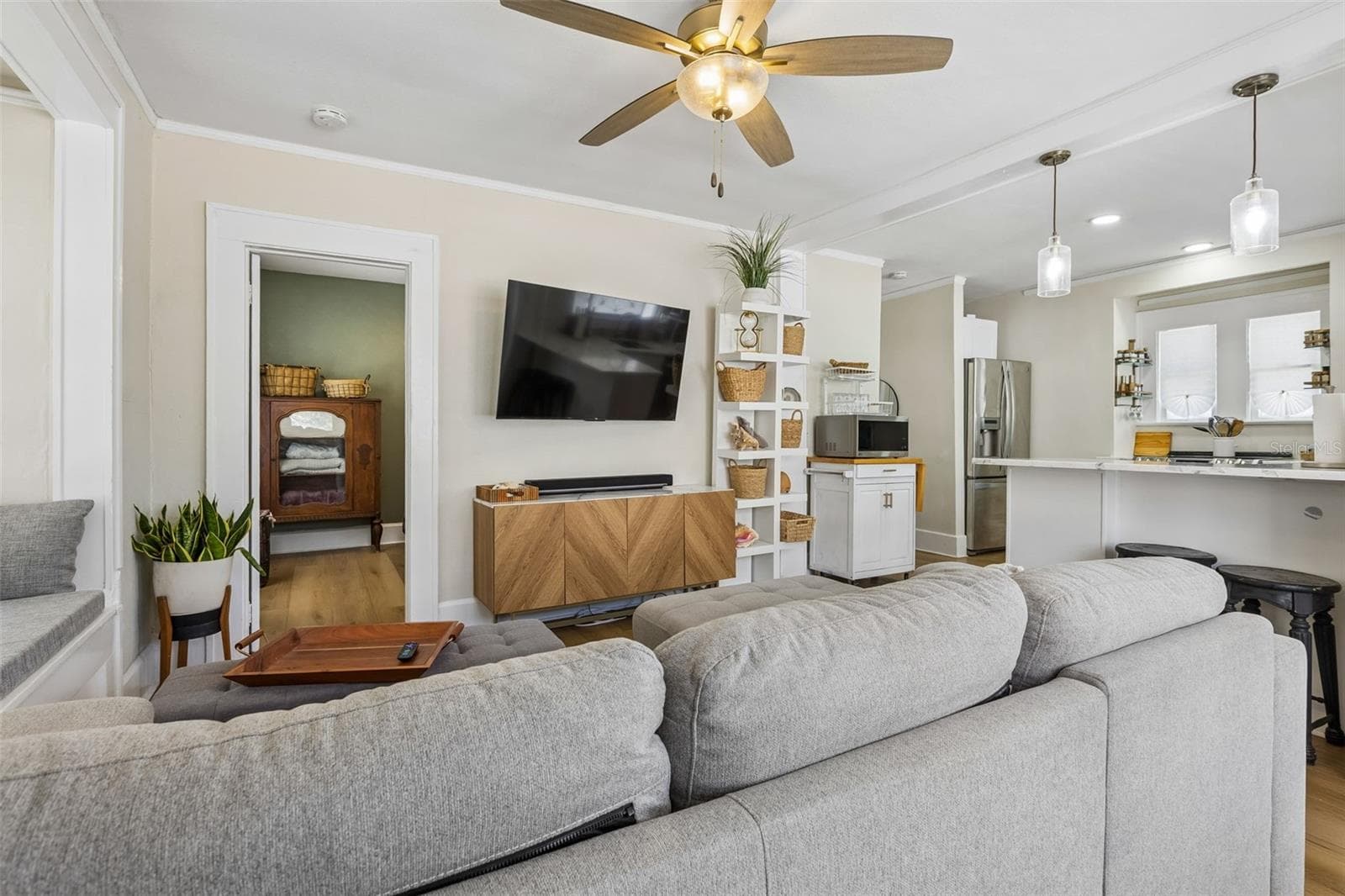 Single Family Residence at 558 10TH AVE S, ST PETERSBURG, photo 13 of 21