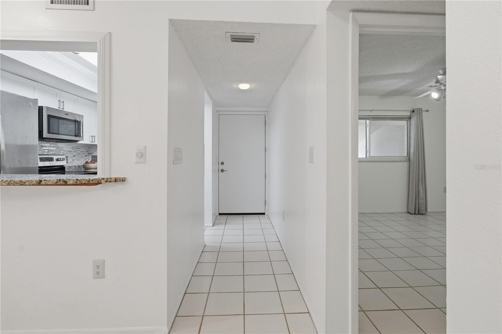 Condominium at 2448 CLUBHOUSE DR #202, SARASOTA, photo 12 of 45
